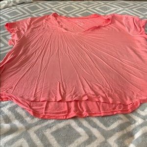 American Eagle favorite tee